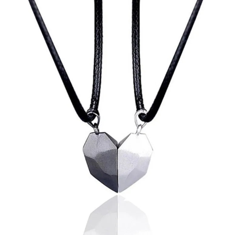 Magnetic Heart Pendant Splicing Necklace