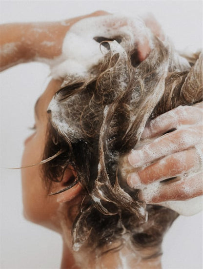 Nourishing & Volumizing Shampoo—290 ml